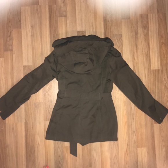 Ellen Tracy Hip Length Trench Coat - Picture 4 of 4